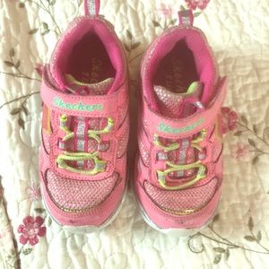 Sketchers Velcro shoes